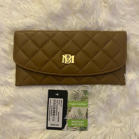 Badgley Mischka Handbags - Badgley Mischka Quilted Brown Wallet